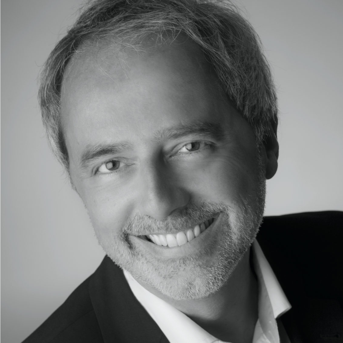 Dr. Sven Holtorf